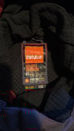 Image of ThirtyTwo jacket (XL)