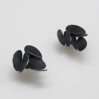 Image 2 of curly shell 3 elements earrings