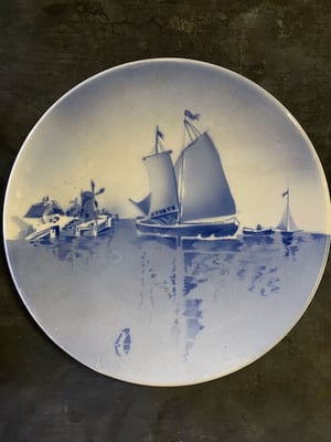Image of Dutch landscape plates