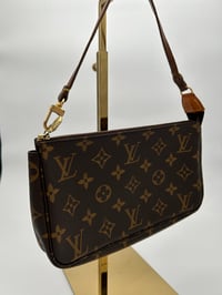 Image 2 of Louis Vuitton Pochette Accessoire Monogram