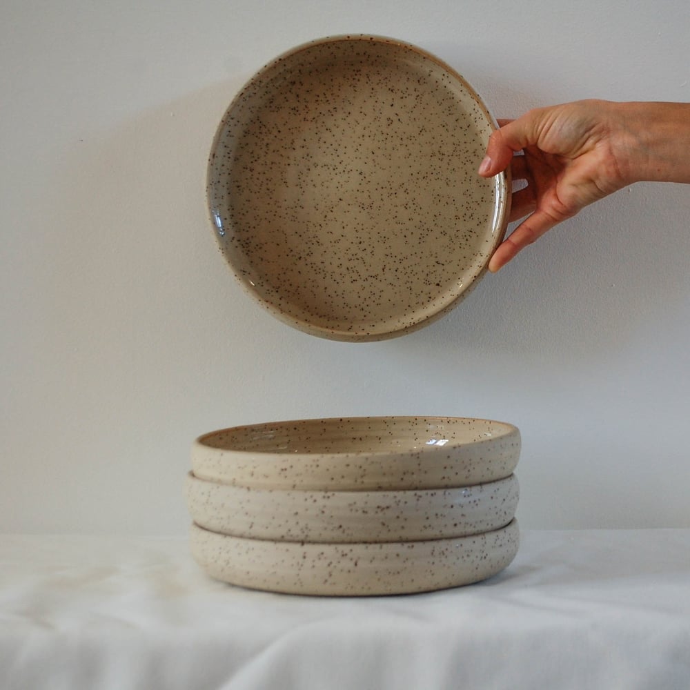 Image of Deep plate - Beige speckle