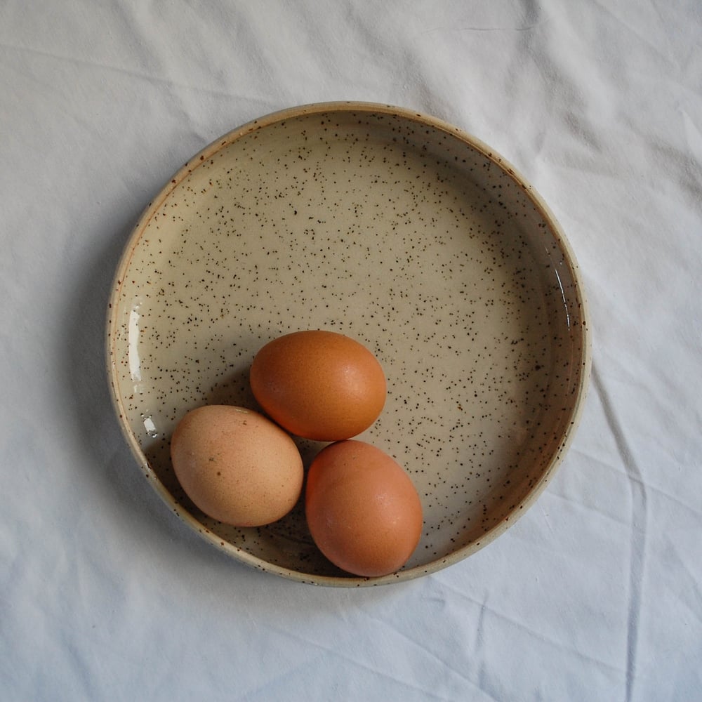 Image of Deep plate - Beige speckle