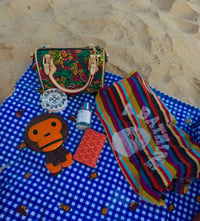 Image 2 of milo lost in the fruits mini bag 