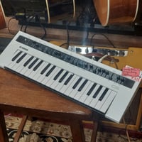 Image 2 of Yamaha Reface CS Portable Mini-Synth