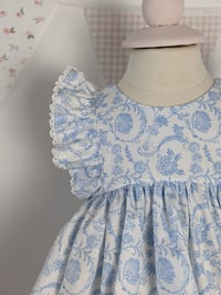 Image 4 of Baby Girl Cotton Dress Set in Chinoiserie Blue and White Fabric
