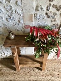 Image 2 of Petit établi ancien en bois 