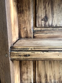 Image 17 of Meuble ancien en bois rénové 