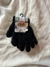 Image 1 of True North Fuzzy Gloves