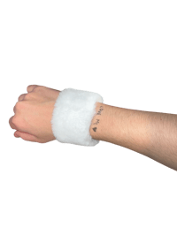 Image 2 of white fur bracelet