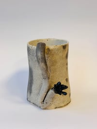 Image 3 of Tail Cup Gray