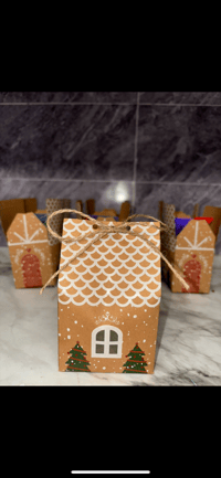 Image 1 of Christmas Scented Lip Scrubs Cinnamon Vanilla & Gingerbread Festive Gift Set for Holiday Season