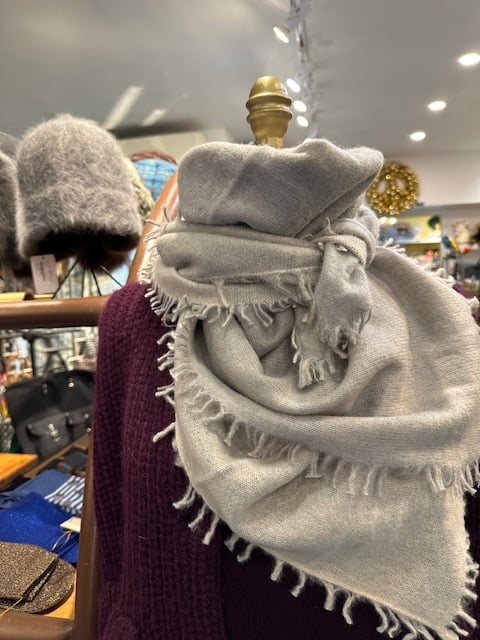 Image of Cashmere Triangle Scarves (3 Colors/2 Sizes)