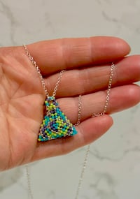 Image 1 of 3D Triangle Purple/Silver/Green/Blue Doble Side