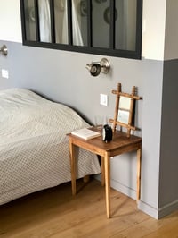 Image 5 of Petite table en bois ancienne 