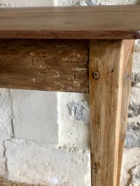 Image 11 of Petite table en bois ancienne 