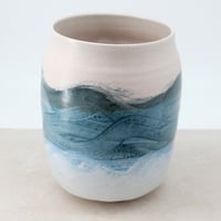 Image 7 of Tall Curlews Vase