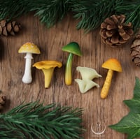 Image 1 of Mushroom necklace - yellow and green