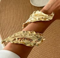 Image 4 of Leaf bracelet