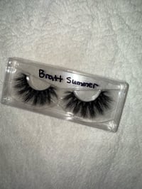 Image 2 of Bratt Summer