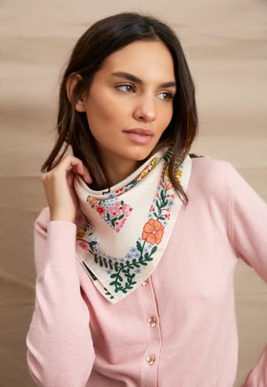 Image of PAÑUELO 100% SEDA MAMÁ II