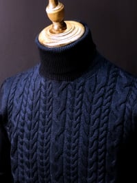 Image 2 of Maglione Dolcevita Treccia Lana Merino Extrafine Navy