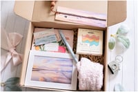 Image 2 of Cozy Gift Box | Happy Tide