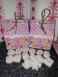 Image 2 of Scoopie Gingerbread House 