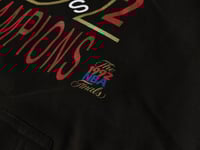 Image 3 of Sudadera Mitchell & Ness 91-92 Champions hoody en liquidación.