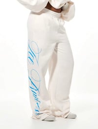 Image 3 of SKYNLYDRESS - Ensemble d'hiver avec un sweat-shirt à capuche en fausse fourrure oversize 