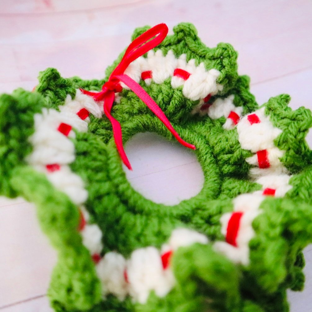 Image of Crochet Wreath Scrunchie