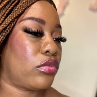 Image 2 of Moyae Magic Lip Gloss