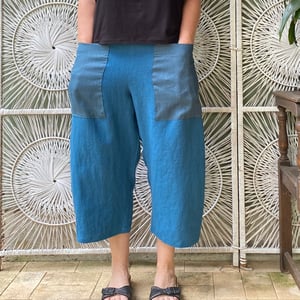 Image of Luna Pants - Linen - Ocean Blue - Patch Pockets