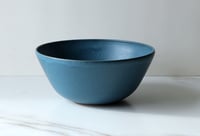 Image 4 of Serving bowl in Teal Blue