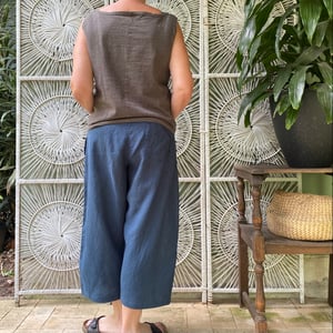 Image of Luna Pants - Linen - Sapphire Blue - Inseam pockets