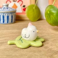 Image 4 of mini canard sur la feuille