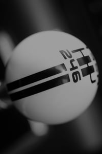 MONOGURUI phigur-equipage: (JUST DO IT)