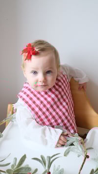 Image 2 of Bavoir reversible vichy rouge