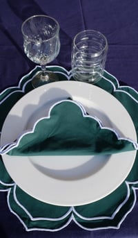 Image 1 of Serviette de table sapin