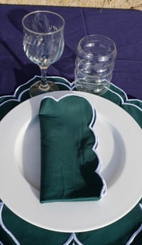 Image 3 of Serviette de table sapin