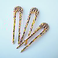 *SECONDS* Honey Checker Hair Pin