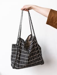 Image 3 of Slouchy Shoulder Bag - Karlis - Black