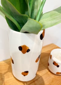 Image 2 of Vase Graouuu Bouclez-là