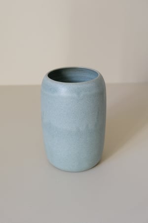 Image of Vase Aquarius II