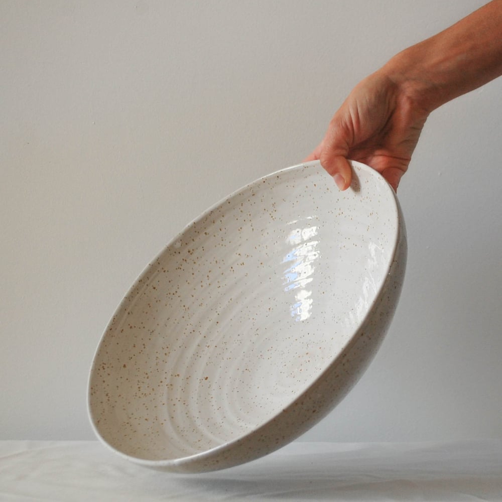 Image of Shallow Serving bowl - White speckle