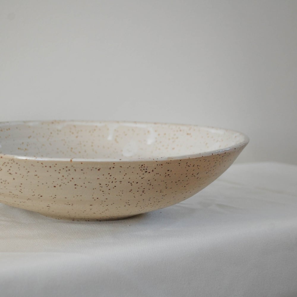 Image of Low Serving bowl - White speckle