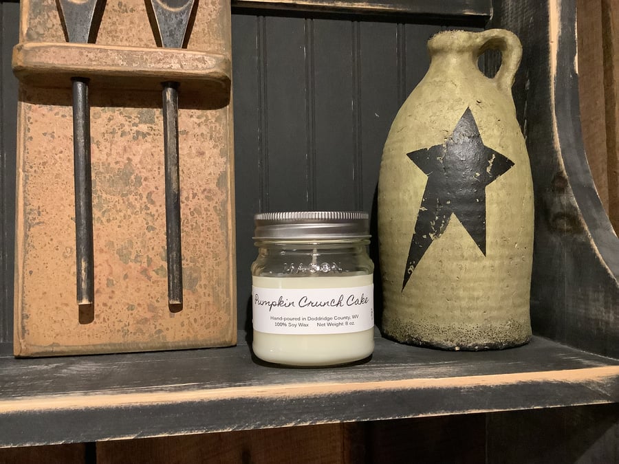 Image of Pumpkin Crunch Cake 8 oz