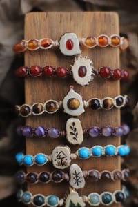 Image 3 of BRACCIALI -con fetta di corno e perline- 