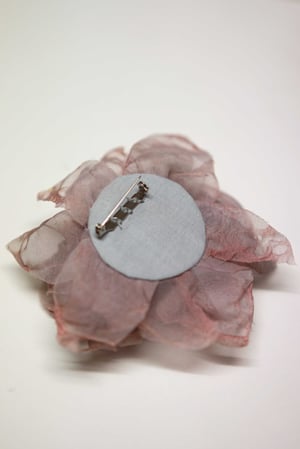 Image of Fiore Spilla Malva