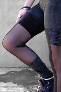 Image 4 of TSURARA LEGGINGS | SUEDINE & TULLE VERSION