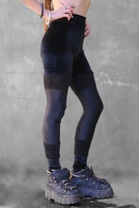 Image 3 of TSURARA LEGGINGS | VELVET & LYCRA VERSION